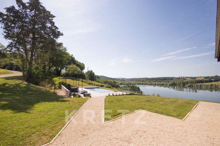 Image No.3-6 Bed House for sale