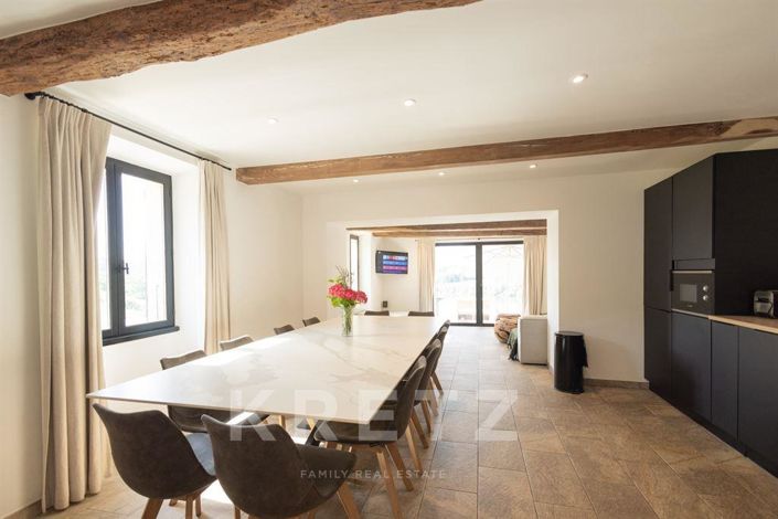 Image No.7-6 Bed House for sale