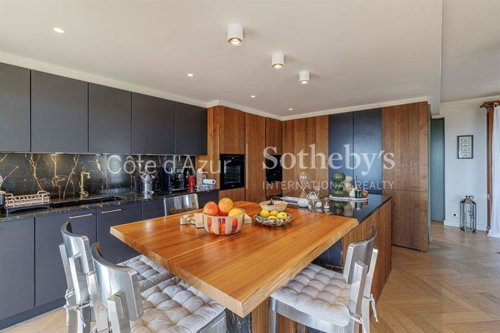 Image No.8-4 Bed Apartment for sale