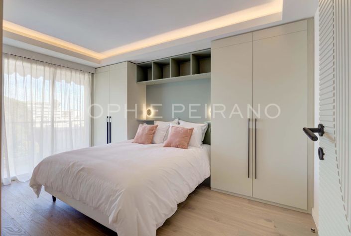 Image No.11-3 Bed Apartment for sale