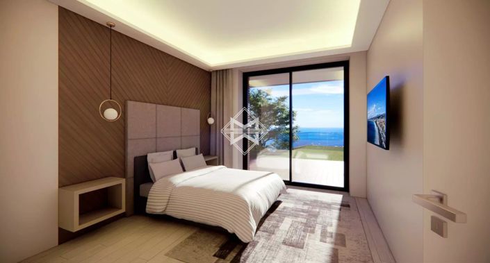 Image No.13-4 Bed House for sale