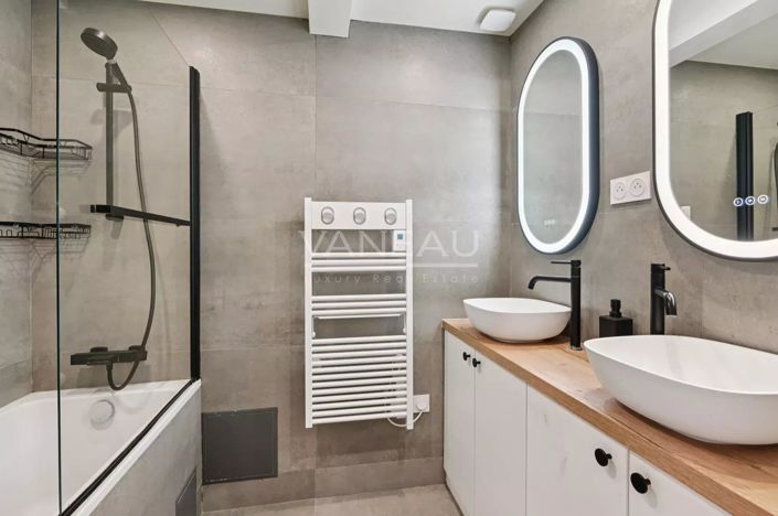 Image No.11-3 Bed Apartment for sale