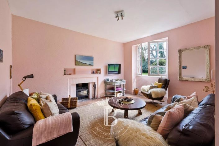 Image No.4-3 Bed House for sale