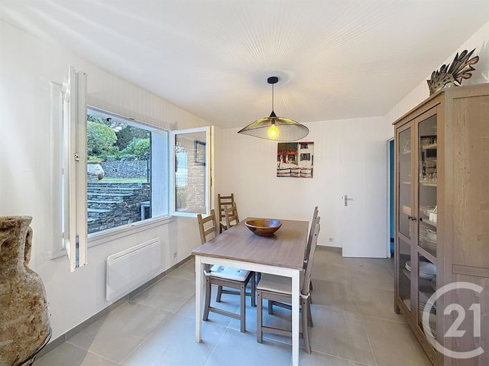 Image No.11-5 Bed House for sale