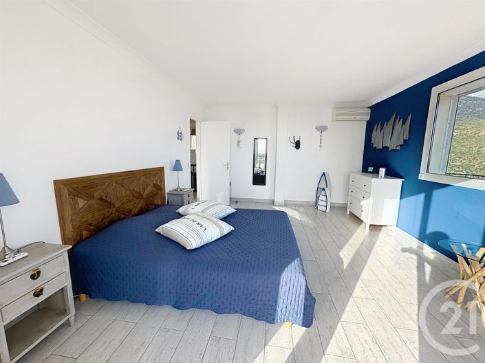 Image No.17-5 Bed House for sale