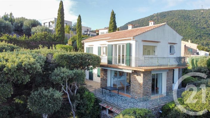 Image No.2-5 Bed House for sale