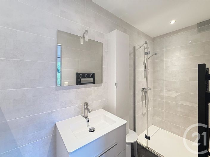 Image No.20-5 Bed House for sale