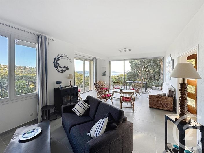 Image No.7-5 Bed House for sale