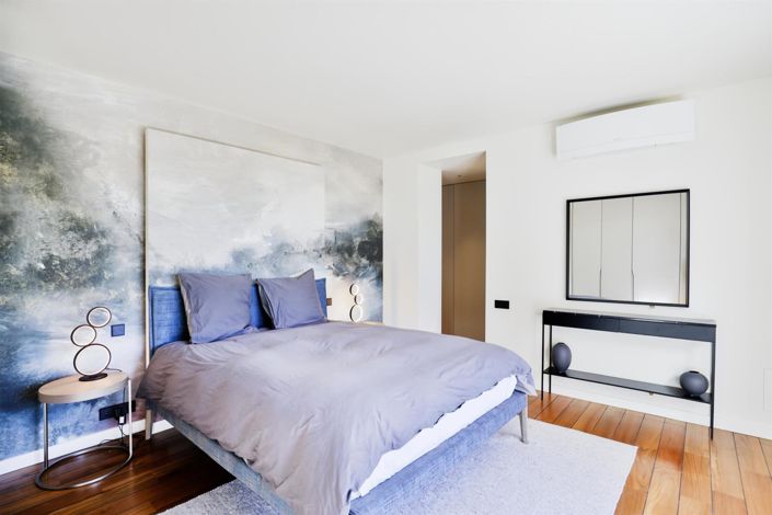 Image No.17-5 Bed House for sale