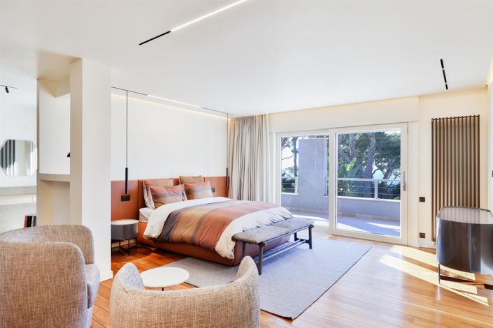 Image No.18-5 Bed House for sale