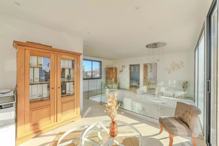 Image No.13-House for sale