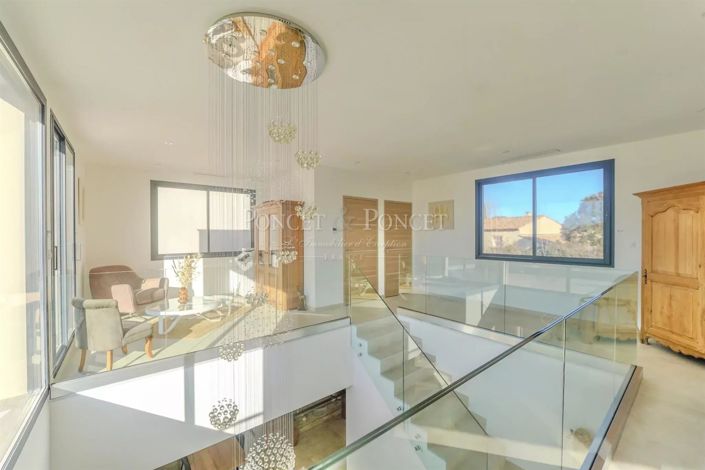 Image No.14-House for sale