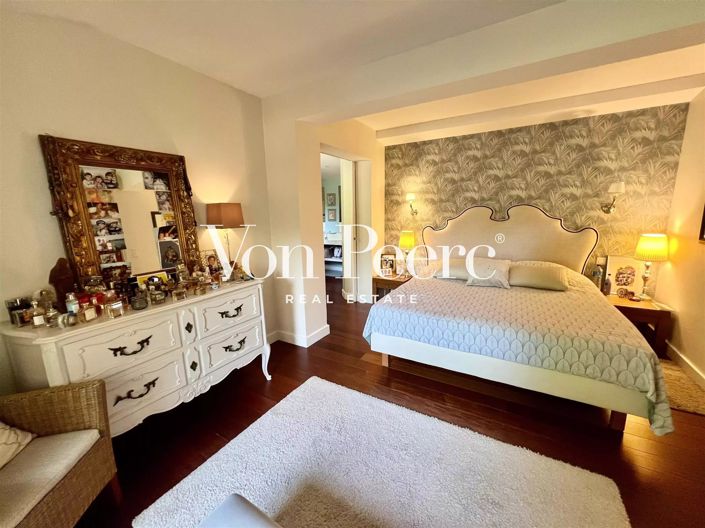 Image No.6-4 Bed House for sale