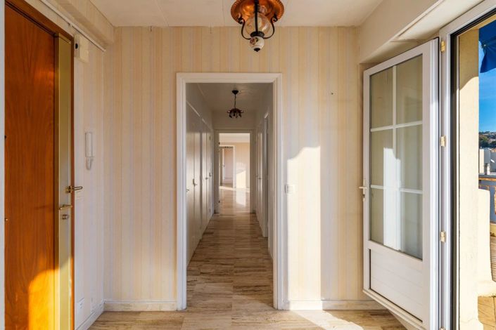 Image No.11-1 Bed Apartment for sale