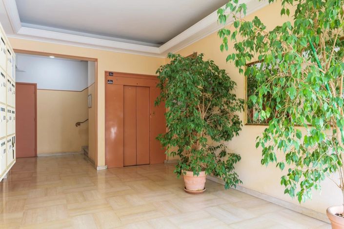 Image No.12-Appartement de 1 chambre à vendre à Nice