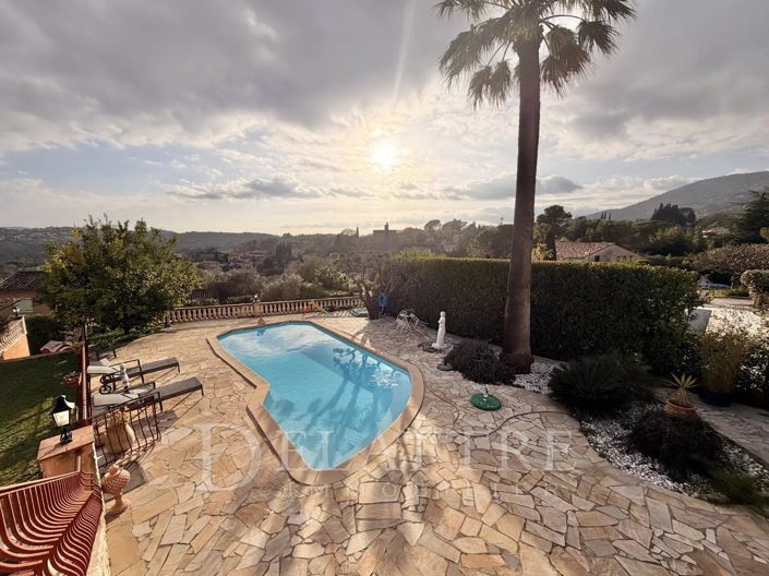 Image No.3-Maison de 5 chambres à vendre à Peymeinade