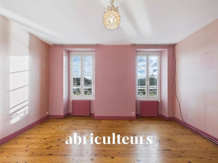 Image No.15-House for sale