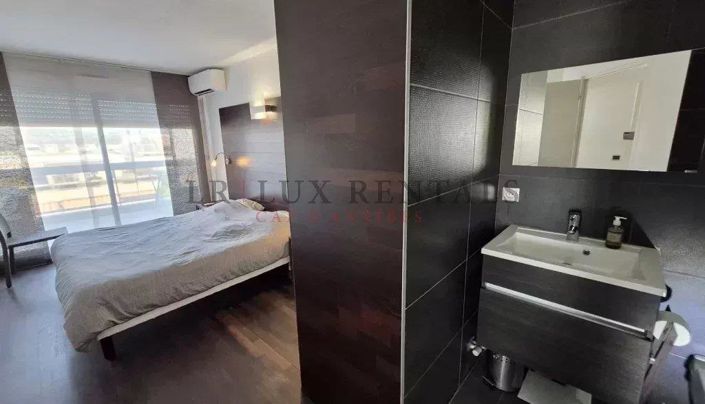 Image No.5-Apartment for sale