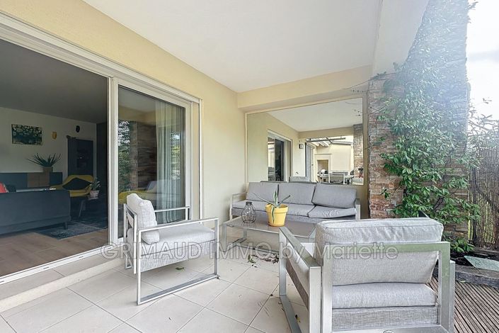 Image No.3-Maison de 2 chambres à vendre à Le Plan-de-la-Tour