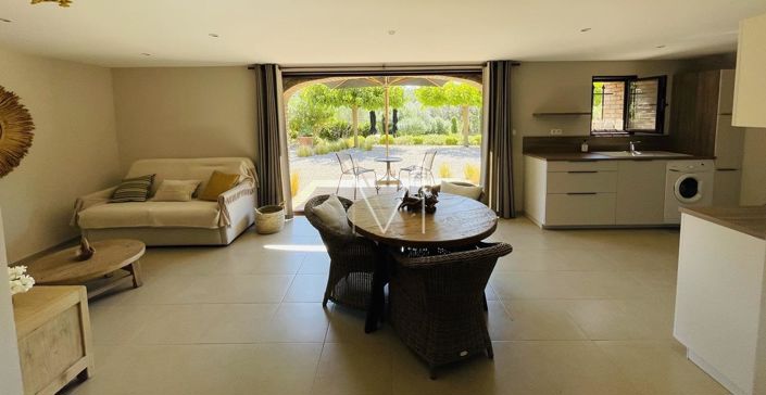 Image No.24-4 Bed House for sale