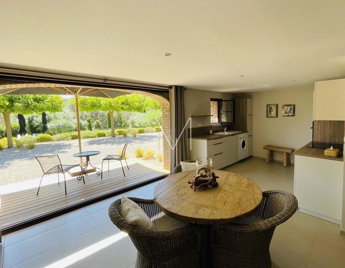 Image No.26-4 Bed House for sale