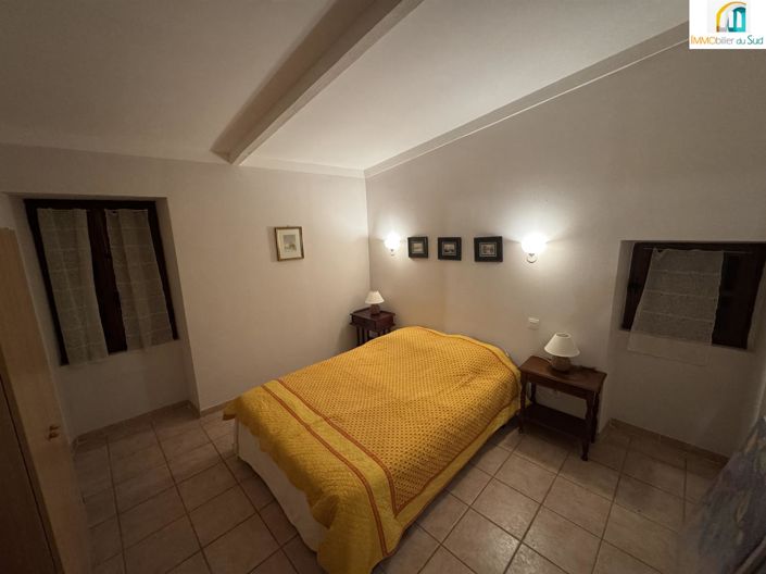 Image No.3-5 Bed House for sale