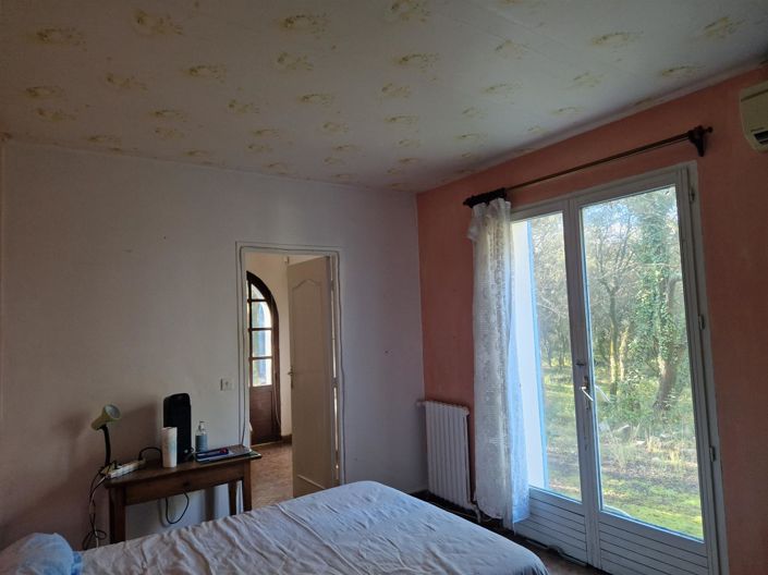 Image No.11-3 Bed House for sale