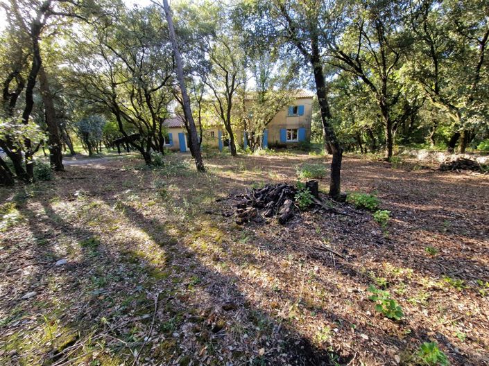 Image No.8-3 Bed House for sale