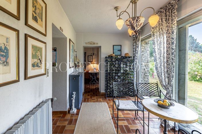 Image No.10-3 Bed House for sale