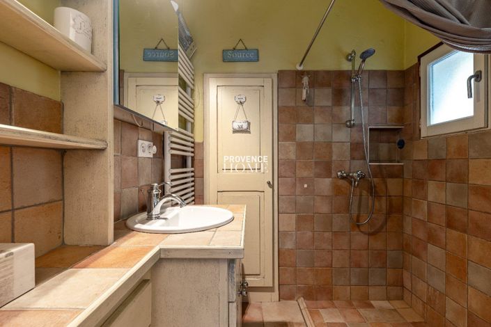 Image No.17-3 Bed House for sale