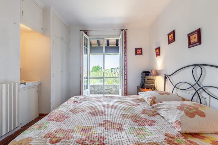 Image No.7-3 Bed House for sale