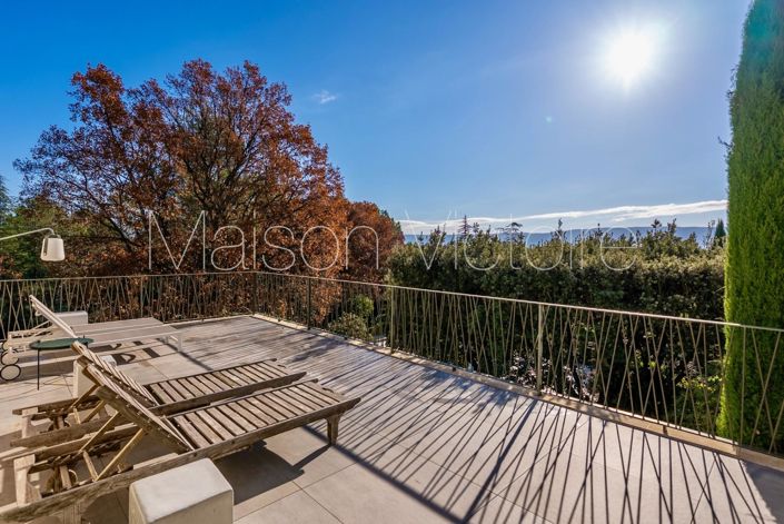 Image No.10-4 Bed House for sale