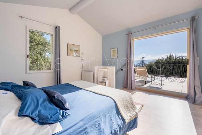 Image No.19-4 Bed House for sale