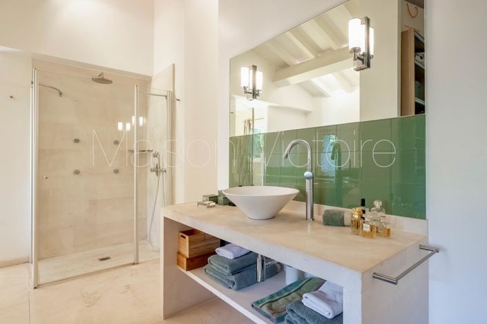 Image No.23-4 Bed House for sale