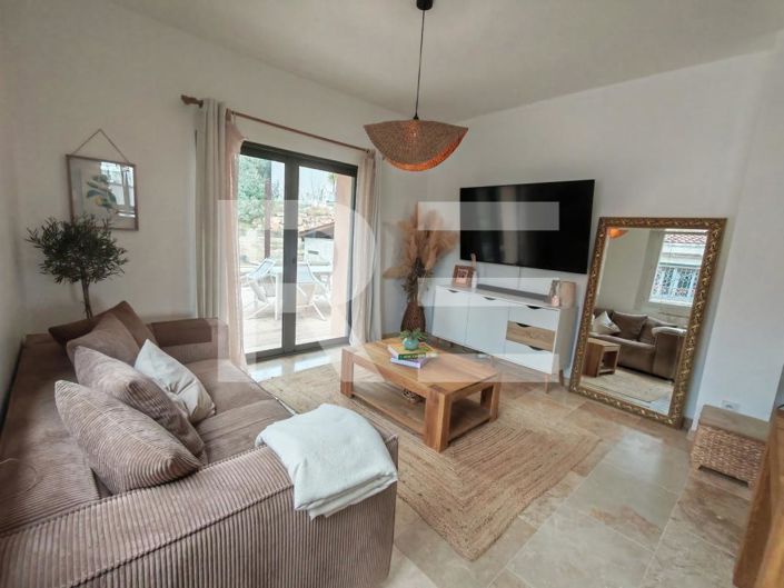 Image No.6-3 Bed House for sale