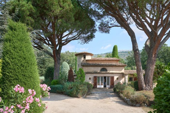 Image No.23-6 Bed House for sale