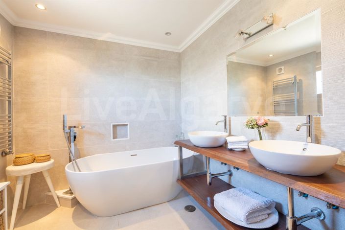 Image No.30-Maison de 4 chambres à vendre à Luz