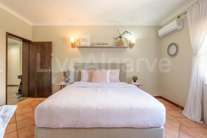 Image No.32-Maison de 4 chambres à vendre à Luz