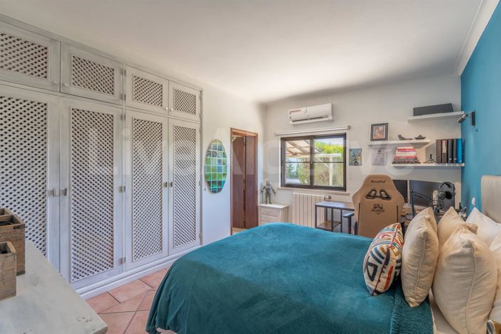 Image No.36-Maison de 4 chambres à vendre à Luz