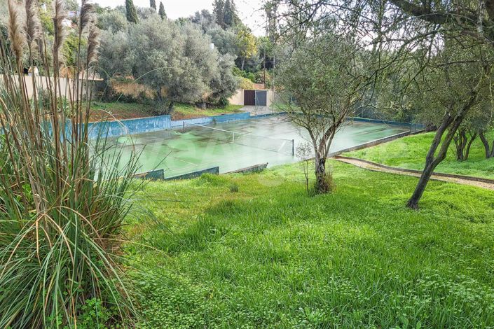 Image No.10-6 Bed House for sale