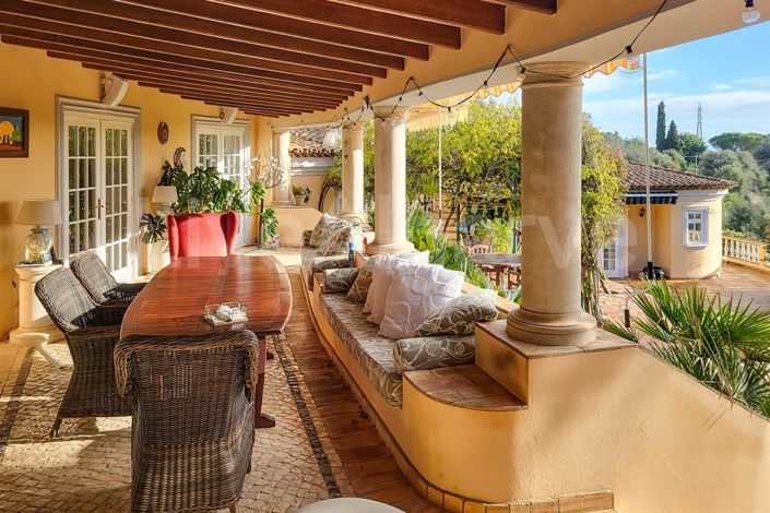 Image No.18-6 Bed House for sale