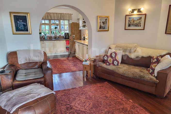 Image No.47-6 Bed House for sale