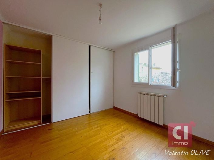 Image No.5-Maison de 3 chambres à vendre à Néoules