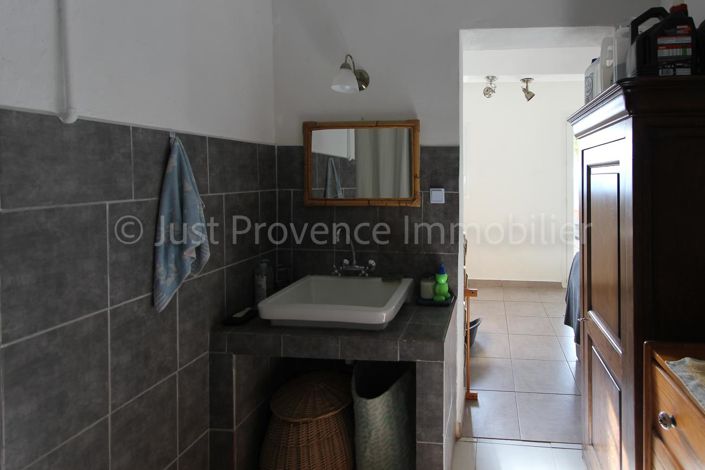 Image No.12-Maison de 3 chambres à vendre à Saint-Hippolyte-le-Graveyron