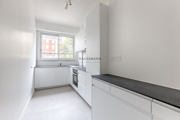 Image No.11-1 Bed Apartment for sale