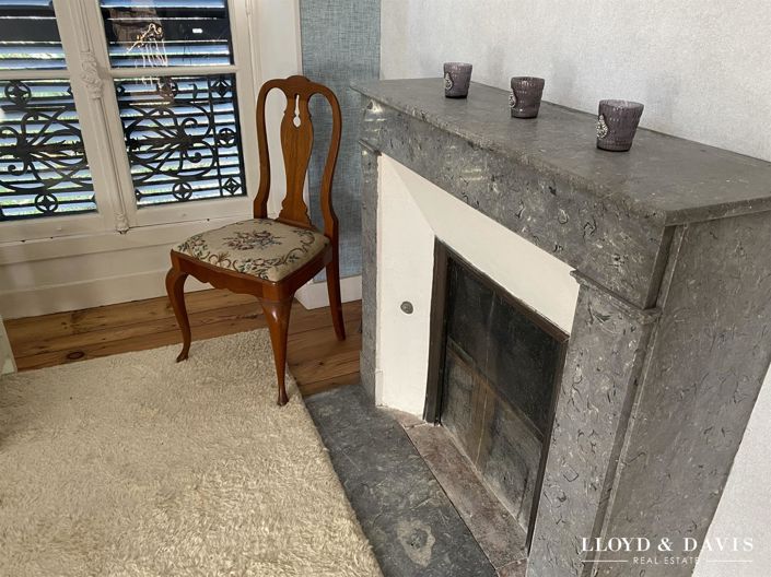 Image No.24-8 Bed Property for sale