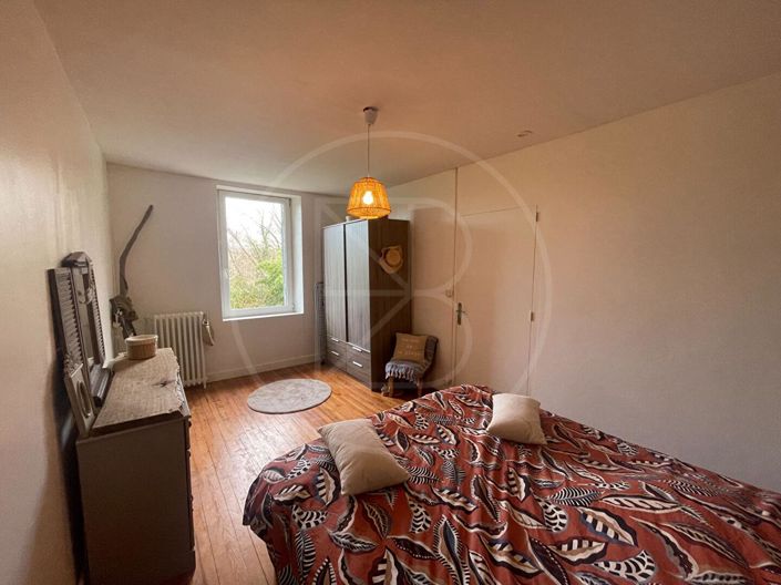 Image No.10-4 Bed House for sale