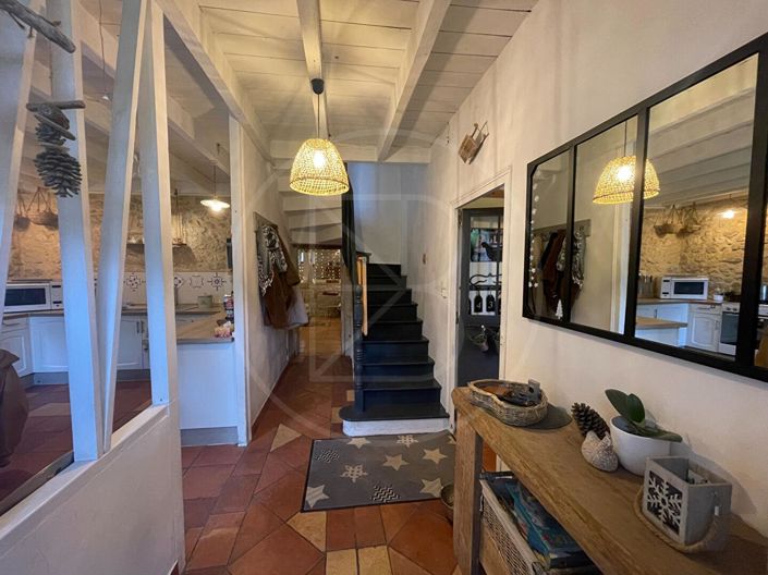 Image No.7-4 Bed House for sale