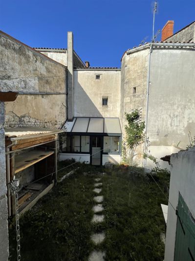 Image No.2-2 Bed House for sale