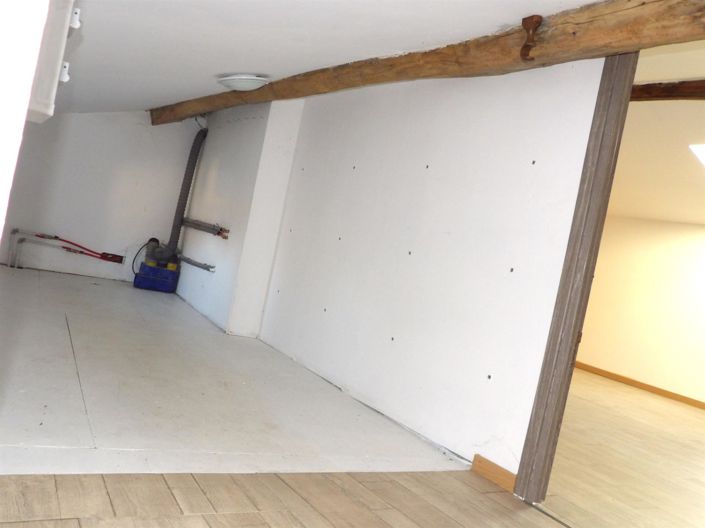 Image No.20-2 Bed House for sale